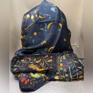 Flower/bird 100% Mulberry Silk Neck Scarf